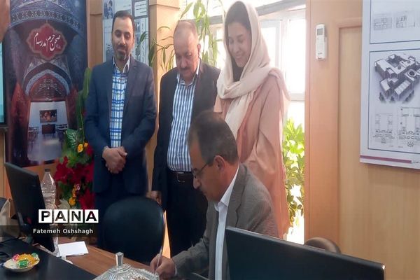 امضای تفاهم نامه احداث مدرسه ۱۰ کلاسه در صالح آباد
