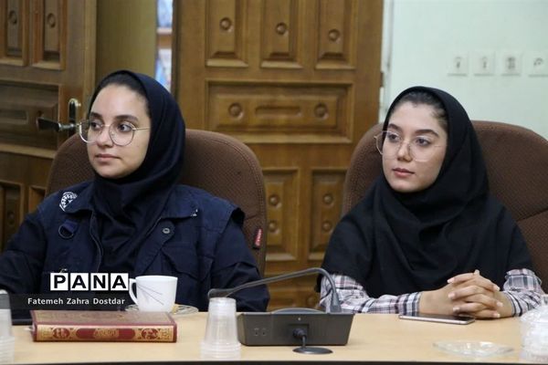 دیدار خبرنگاران پانا شهرستان سمنان با مدیرکل آموزش و پرورش استان سمنان