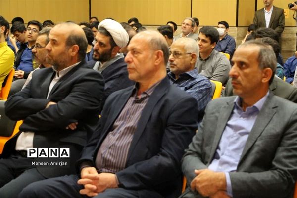 آیین بزرگداشت هفته پیوند اولیا و مربیان در سمنان