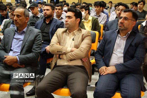 آیین بزرگداشت هفته پیوند اولیا و مربیان در سمنان