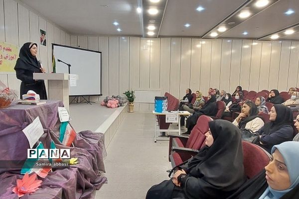 انتخابات انجمن اولیا و مربیان در دبستان شهید سجادیان رودهن