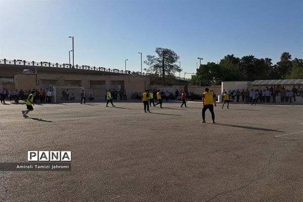 افتتاحیه المپیاد ورزشی در دبیرستان پسرانه معارف ۴ ناحیه ۳ شیراز