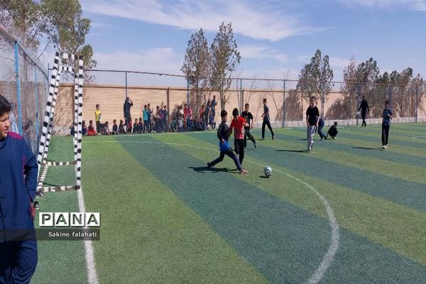 هفته تربیت‌بدنی در دبستان منتظرقائم