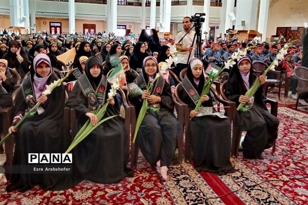 اولین سالگرد شهدای دانش‌آموز حادثه تروریستی حرم مطهر شاهچراغ(ع)