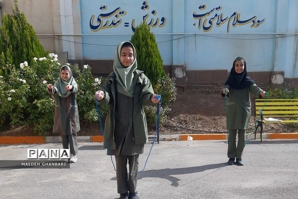 برگزاری سراسری المپیاد ورزشی در تمامی مدارس دخترانه شهرستان‌پردیس