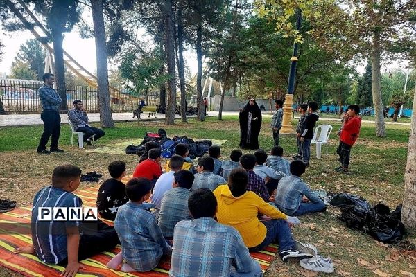 برگزاری دهمین اردوی یک‌روزه دهه هشتادی‌ها در بوستان ۱۵ خرداد شهرستان‌ورامین