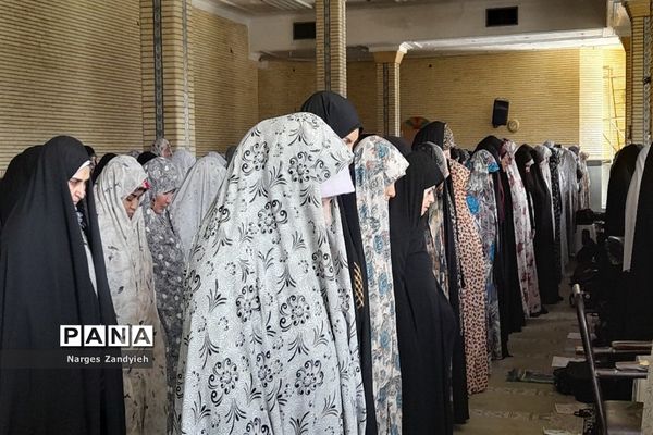 اقامه نماز عبادی سیاسی جمعه در شهرستان ملارد