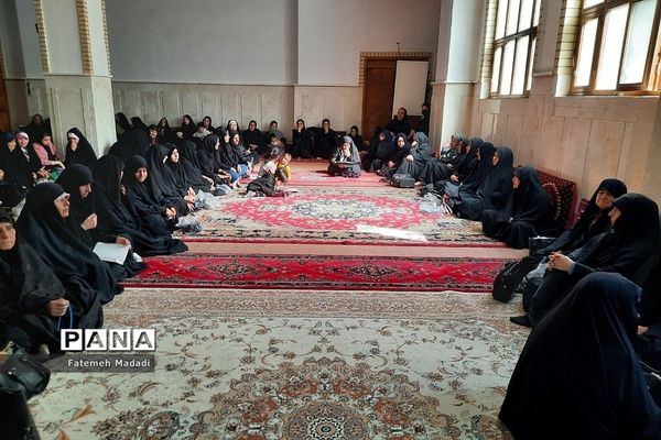 برگزاری مراسم یادبود اولین سالروز شهادت شهید مدافع امنیت در بهارستان دو