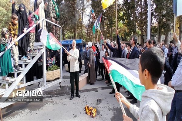 حمایت مردم کرج از شهدای مظلوم و بی دفاع غزه