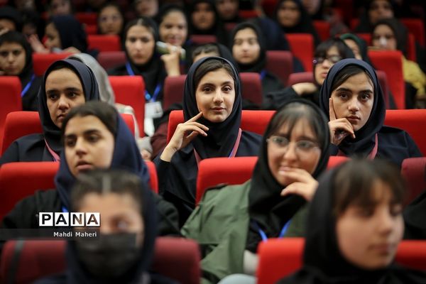 اختتامیه چهل‌ویکمین جشنواره فرهنگی هنری «امید فردا»