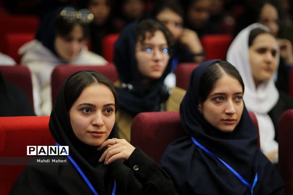 اختتامیه چهل‌ویکمین جشنواره فرهنگی هنری «امید فردا»