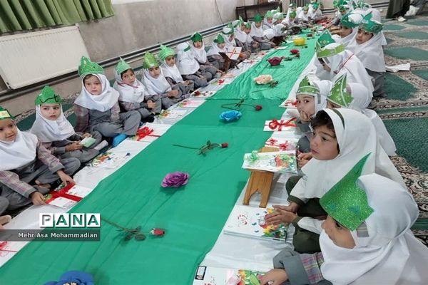 جشن قرآن دانش‌آموزان پایه اول ابتدایی آموزشگاه الله‌اکبر اسلامشهر