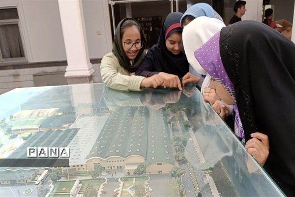 بازدید اعضای بسیج شهید مفتح از کارخانه شهرستان قرچک