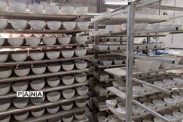 بازدید اعضای بسیج شهید مفتح از کارخانه شهرستان قرچک