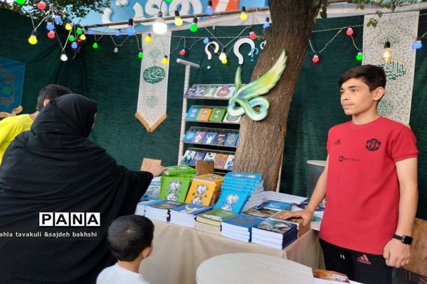 جشن باشکوه خانوادگی در جوار آقا علی ‌بن موسی الرضا (ع) با حضور پرشور مردم در مشهد مقدس