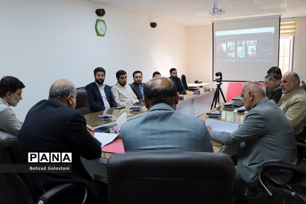 وبینار دبیران کشوری قرارگاه جهادی عدالت تربیتی با اعضای گرو‌های جهادی استانی و شهرستانی آذربایجان غربی
