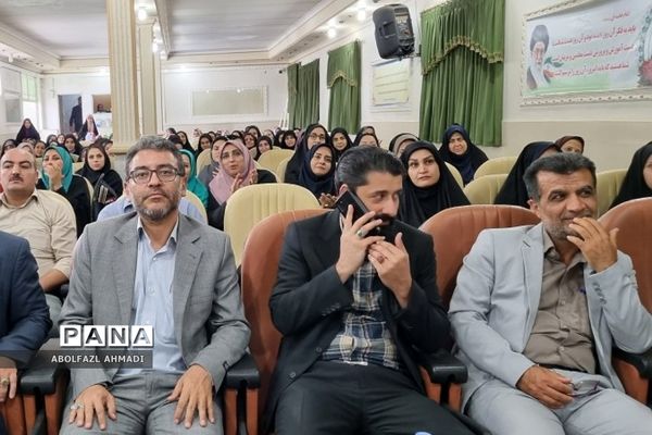 اجرای طرح معماران خشت اول در اداره آموزش و پرورش فشافویه