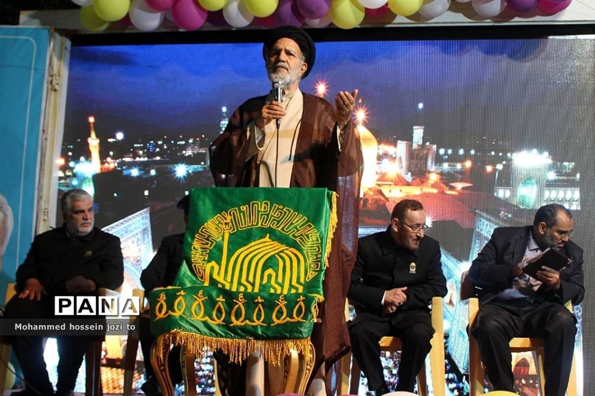 جشن بزرگ خانوادگی امام رضایی‌ها با حضور کاروان زیر سایه خورشید