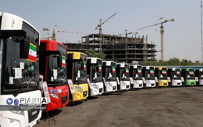 خدمت رسانی بیش از ۱۰۰۰ اتوبوس برای مراسم ارتحال امام خمینی (ره)
