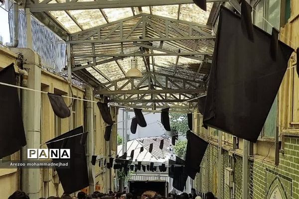 تجدید میثاق اعضای جوانان جمعیت هلال احمر قرچک با یادگار بنیانگذار کبیر انقلاب اسلامی ایران