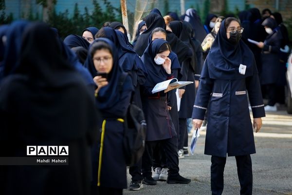 امتحانات نهایی مقطع متوسطه در قاب  تصویر