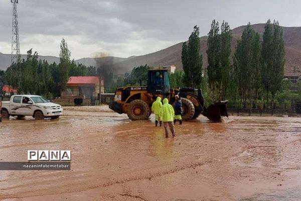 وقوع شدید سیل در برخی از روستاهای شهرستان فیروزکوه