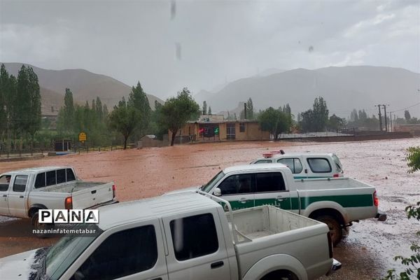 وقوع شدید سیل در برخی از روستاهای شهرستان فیروزکوه