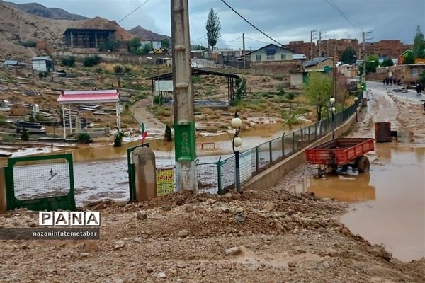 وقوع شدید سیل در برخی از روستاهای شهرستان فیروزکوه