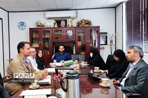 ‌جلسه شورای معاونان فشافویه با حضور مدیرکل اداره آموزش و پرورش شهرستان‌های استان‌تهران
