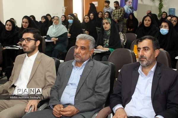 کارگاه توان افزایی آموزش دهندگان سوادآموزی استان بوشهر