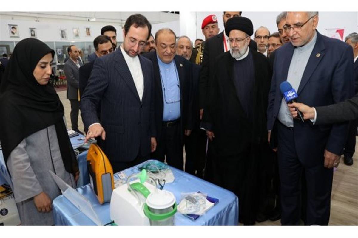 رئیسی از نمایشگاه علم‌ و فناوری دستاوردهای ایرانی در کاراکاس بازدید کرد