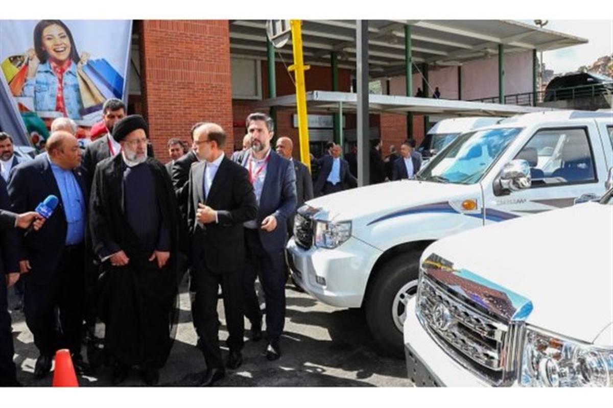احیای خط تولید محصولات دو خودروساز ایرانی با حضور رئیسی