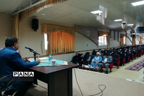 افتتاحیه دوره آموزشی توانمند‌سازی آموزش دهندگان سواد‌آموزی قطب شهید هاشمی نژاد