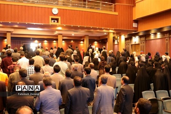 آیین تجلیل از مدال آوران المپیادهای علمی خراسان رضوی