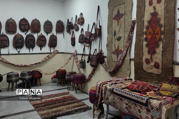 برپایی نمایشگاه صنایع‌ دستی در قرچک