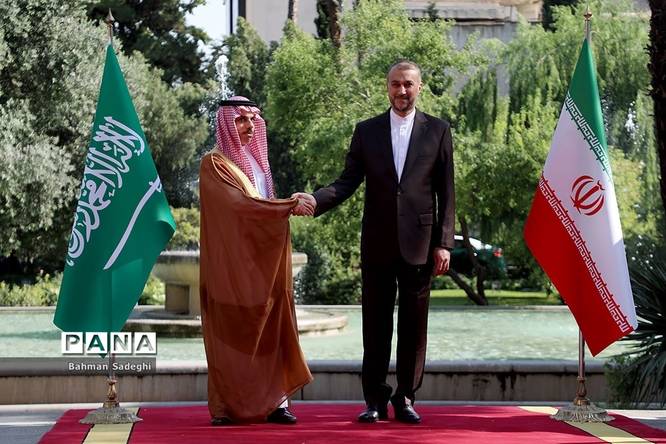 دیدار وزرای خارجه عربستان و ایران