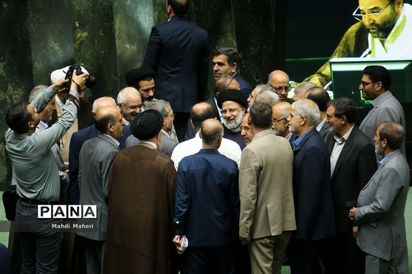 جلسه علنی مجلس شورای اسلامی با حضور رئیس جمهوری