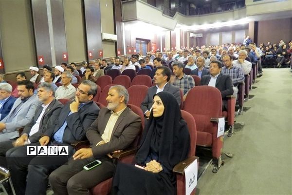 تجلیل از برترین‌های جشنواره الگوی برتر تربیتی،نوجوان سالم و تفکر و سبک زندگی  در خراسان شمالی