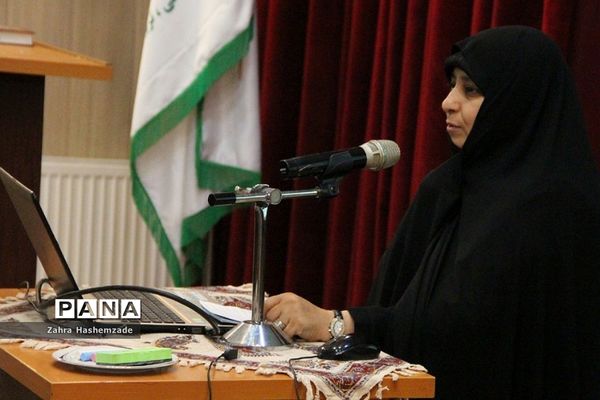 همایش ارتقای اطلاعات و دانش‌ مشاوران مدارس و مراکز مشاوره شهرستان‌های استان تهران