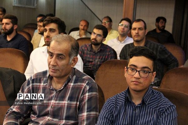همایش ارتقای اطلاعات و دانش‌ مشاوران مدارس و مراکز مشاوره شهرستان‌های استان تهران
