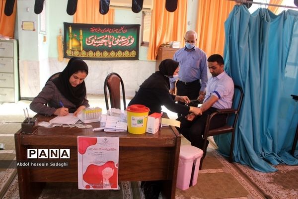 غربالگری دیابت و کلسترول خون  در اداره کل آموزش و پرورش استان بوشهر