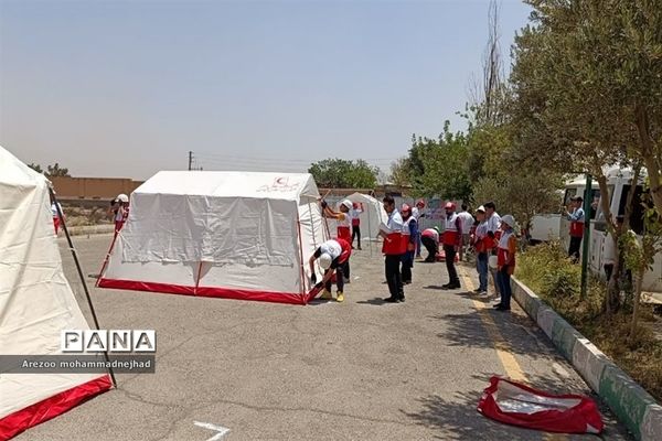 حضور اعضای کانون‌ دانش‌آموزی شهرستان قرچک در یازدهمین دوره المپیاد آماده دادرس