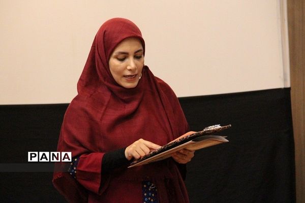 اختتامیه جشنواره کتابخوانی با عنوان کتابخوان کوچک در کانون فرهنگی تربیتی استانی سمیه شهرری