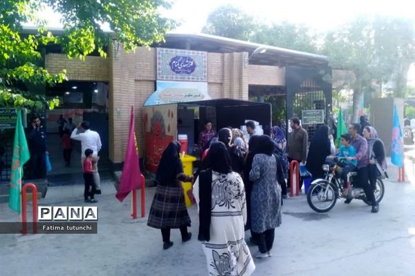 پیوند آسمانی در جوار شهدای گمنام شیراز به مناسبت سالگرد ازدواج حضرت علی(ع) وحضرت فاطمه(س)