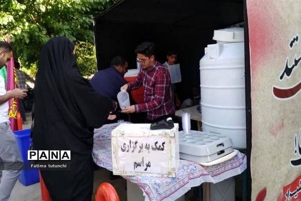پیوند آسمانی در جوار شهدای گمنام شیراز به مناسبت سالگرد ازدواج حضرت علی(ع) وحضرت فاطمه(س)