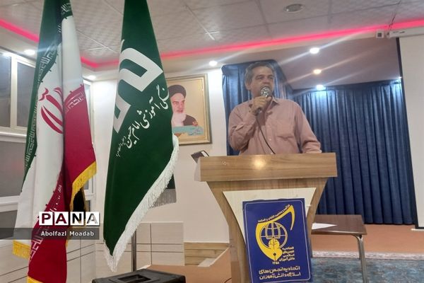 اولین جلسه قرارگاهی انجمن اسلامی مدارس پسرانه کاشمر
