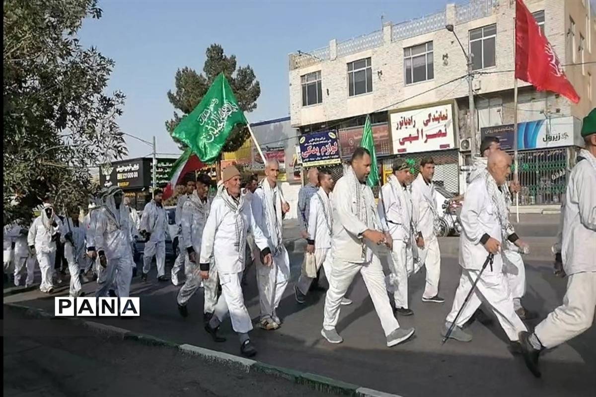 آغاز سفر بیست‌و‌دومین کاروان پیاده انصارالحسین از مشهد الرضا تا کربلای معلی