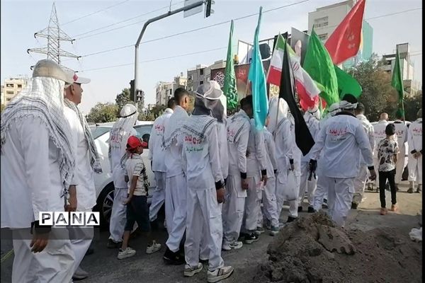 آغاز سفر بیست‌و‌دومین کاروان پیاده انصارالحسین از مشهد الرضا تا کربلای معلی