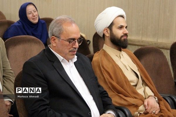 آیین تجلیل از برگزیدگان مرحله استانی دوازدهمین جشنواره نوجوان سالم شهرستان‌های استان تهران