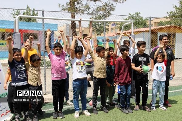 افتتاحیه پایگاه‌های تابستانی در آموزشگاه پانزده خرداد اسلامشهر